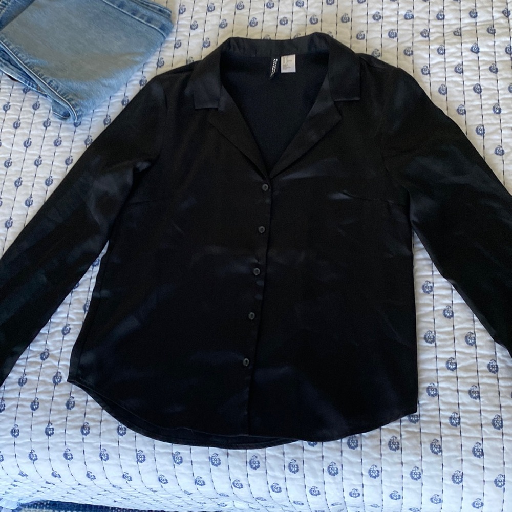 H&M satin pajama style shirt